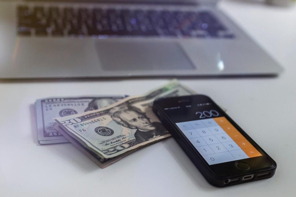 LINE広告の課金方式
